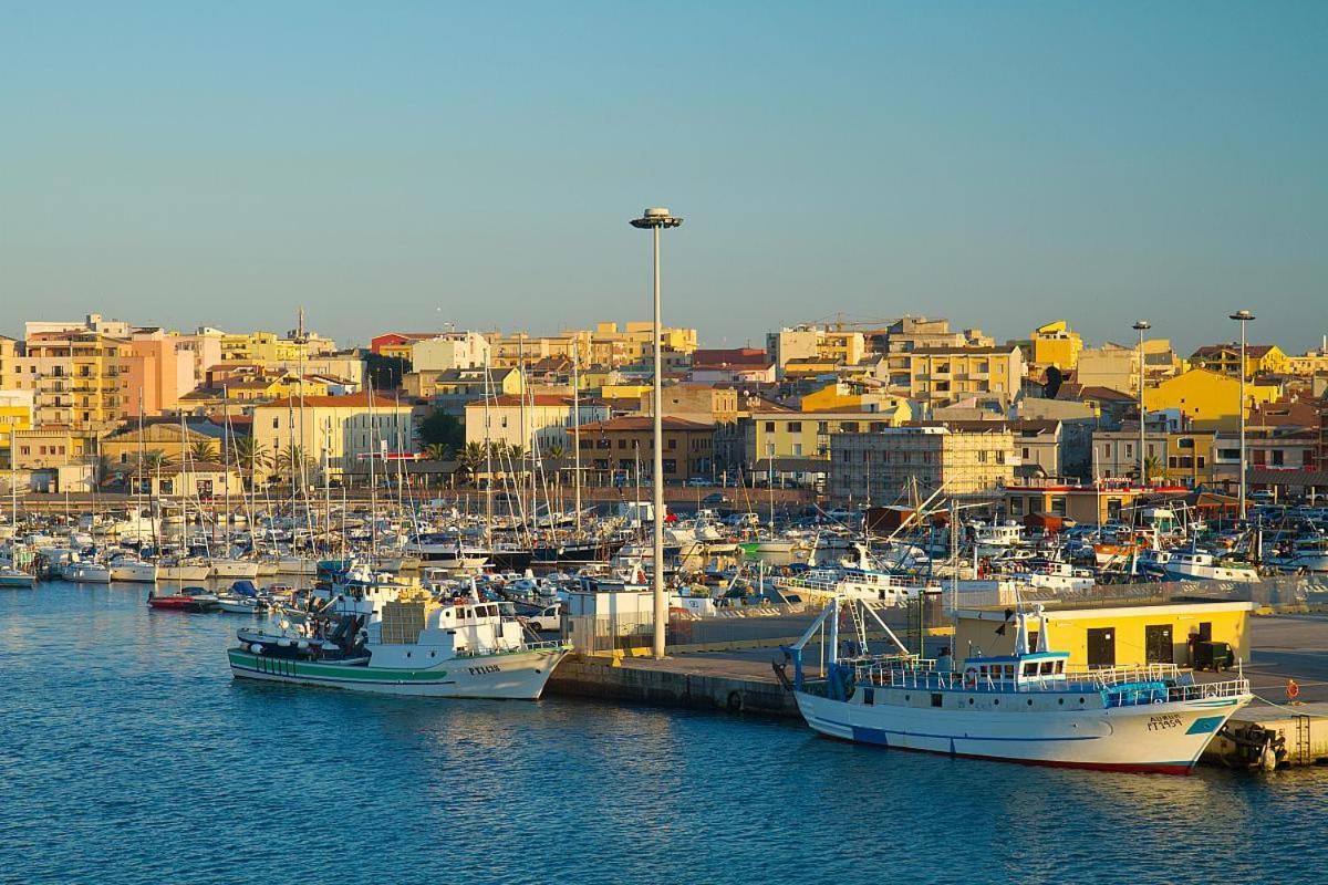 Sperry'S House Porto Torres Apartment Bagian luar foto